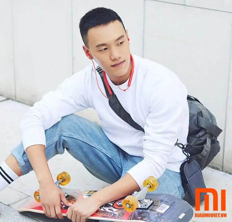 Tai nghe Bluetooth Xiaomi Neckband Basic Tai nghe Bluetooth Xiaomi Neckband Basic