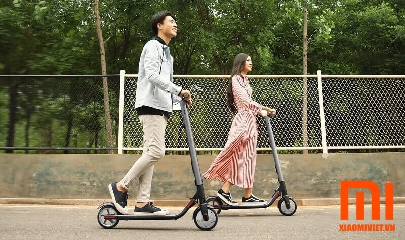 Xe điện SegWay Ninebot KickScooter ES2