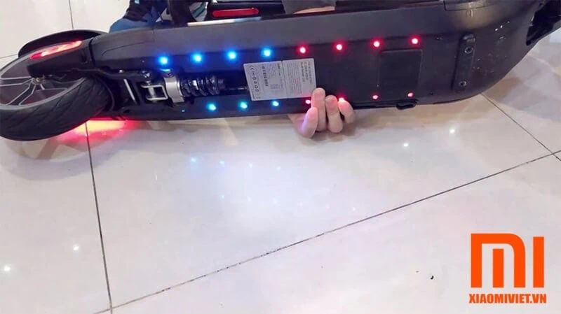 Xe điện SegWay Ninebot KickScooter ES2