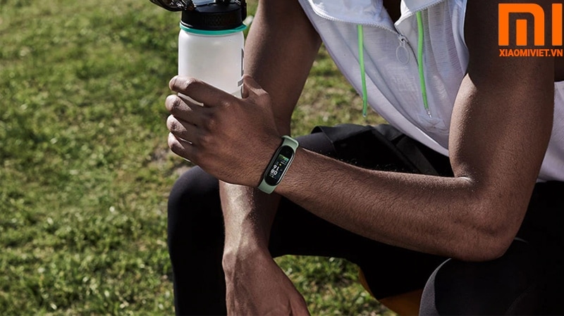 vòng đeo tay thông minh Mi Band 5 vòng đeo tay thông minh Mi Band 5
