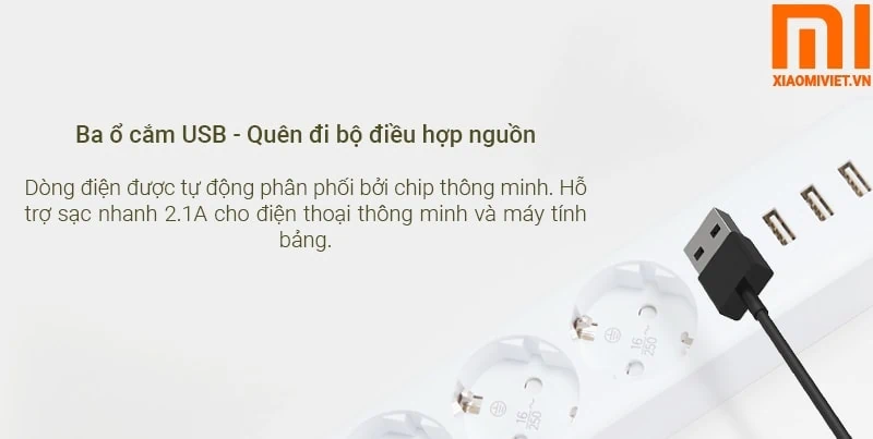 tích hợp ba ổ cắm và cổng usb tiện lợi