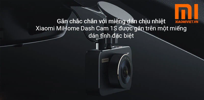 gắn chắc chắn với miếng dán chịu nhiệtt