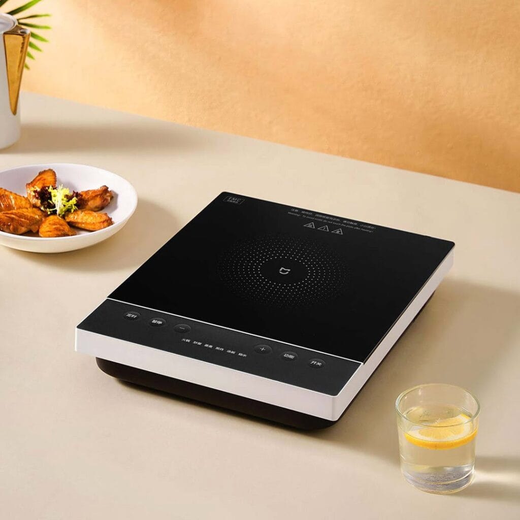 Với các tính năng an toàn được trang bị trên bếp từ Xiaomi Mijia C1, bạn hoàn toàn có thể an tâm nấu nướng và tận hưởng bữa ăn mà không phải lo ngại các sự cố nhiệt 