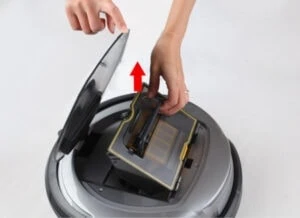 Cách vệ sinh robot hút bụi