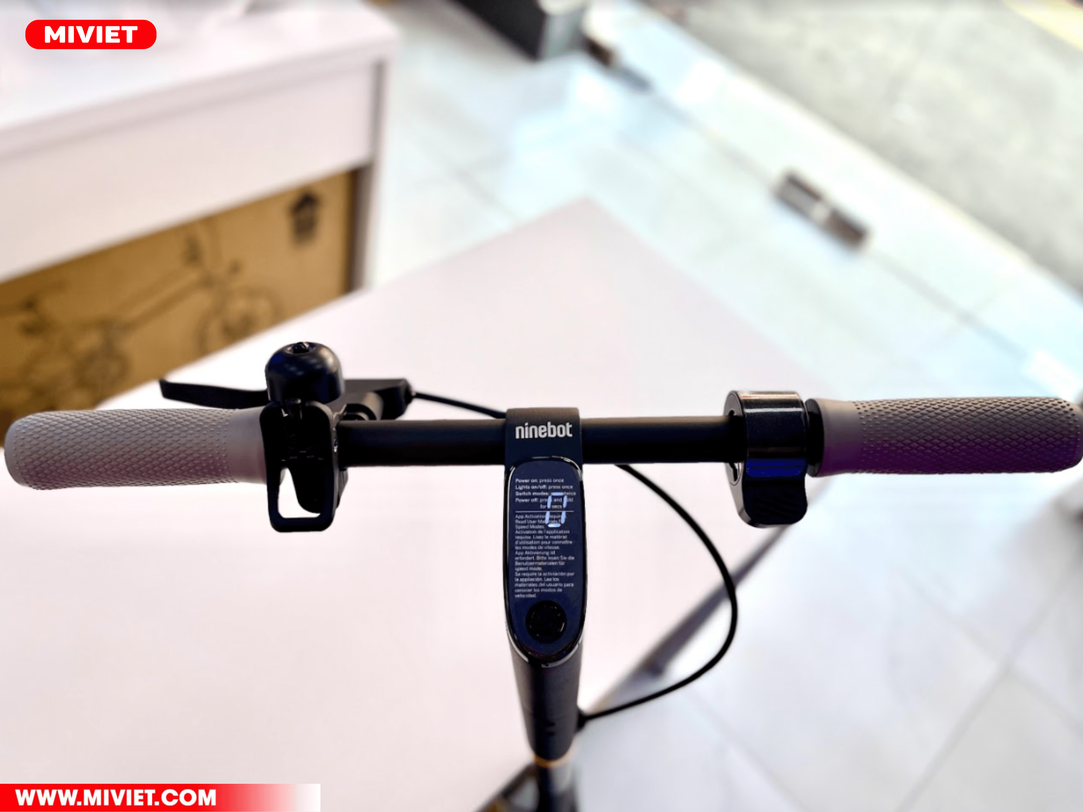 Xe điện Kickscooter Ninebot D18W Xe điện Kickscooter Ninebot D18W