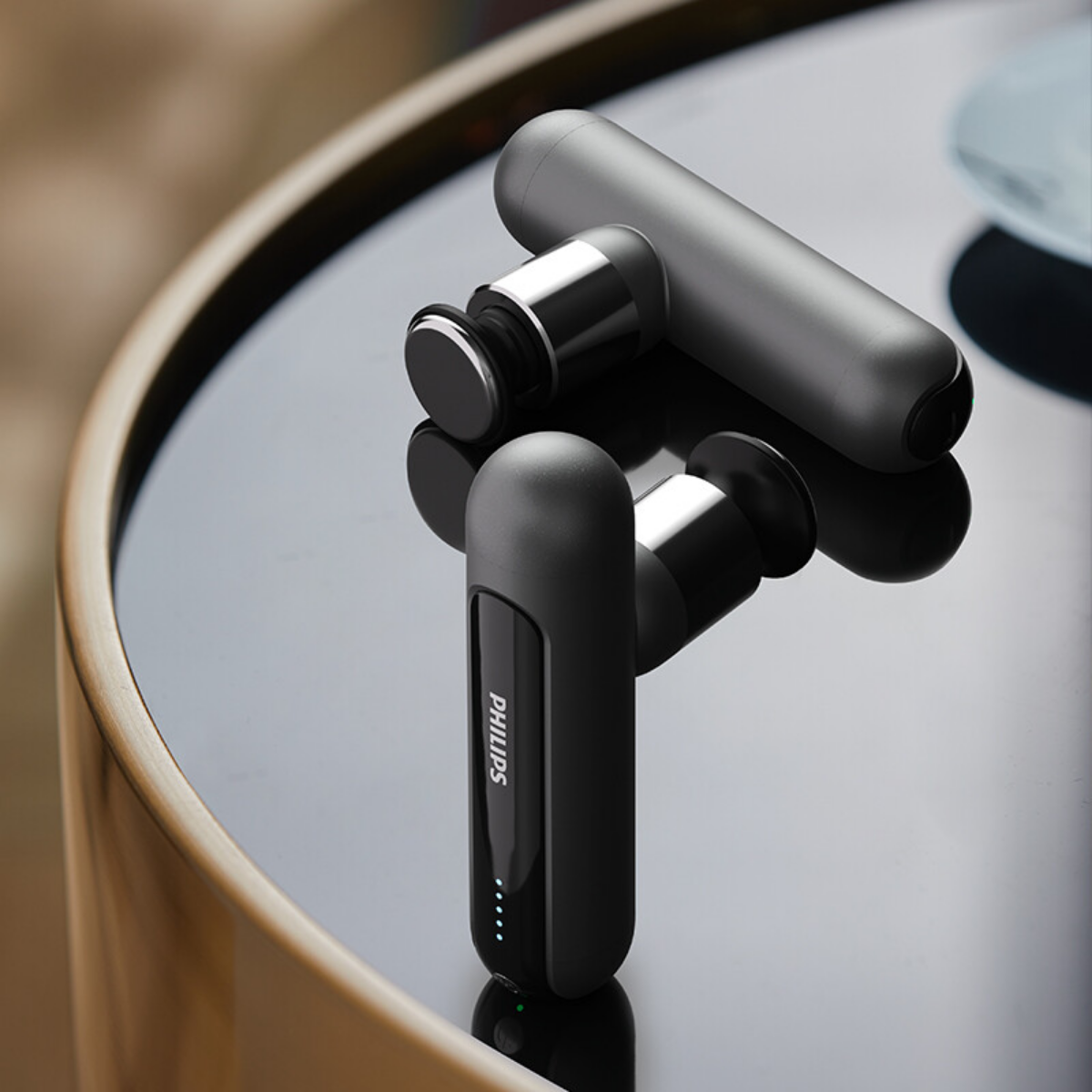 Máy massage cầm tay mini PHILIPS PPM7303 màu đen