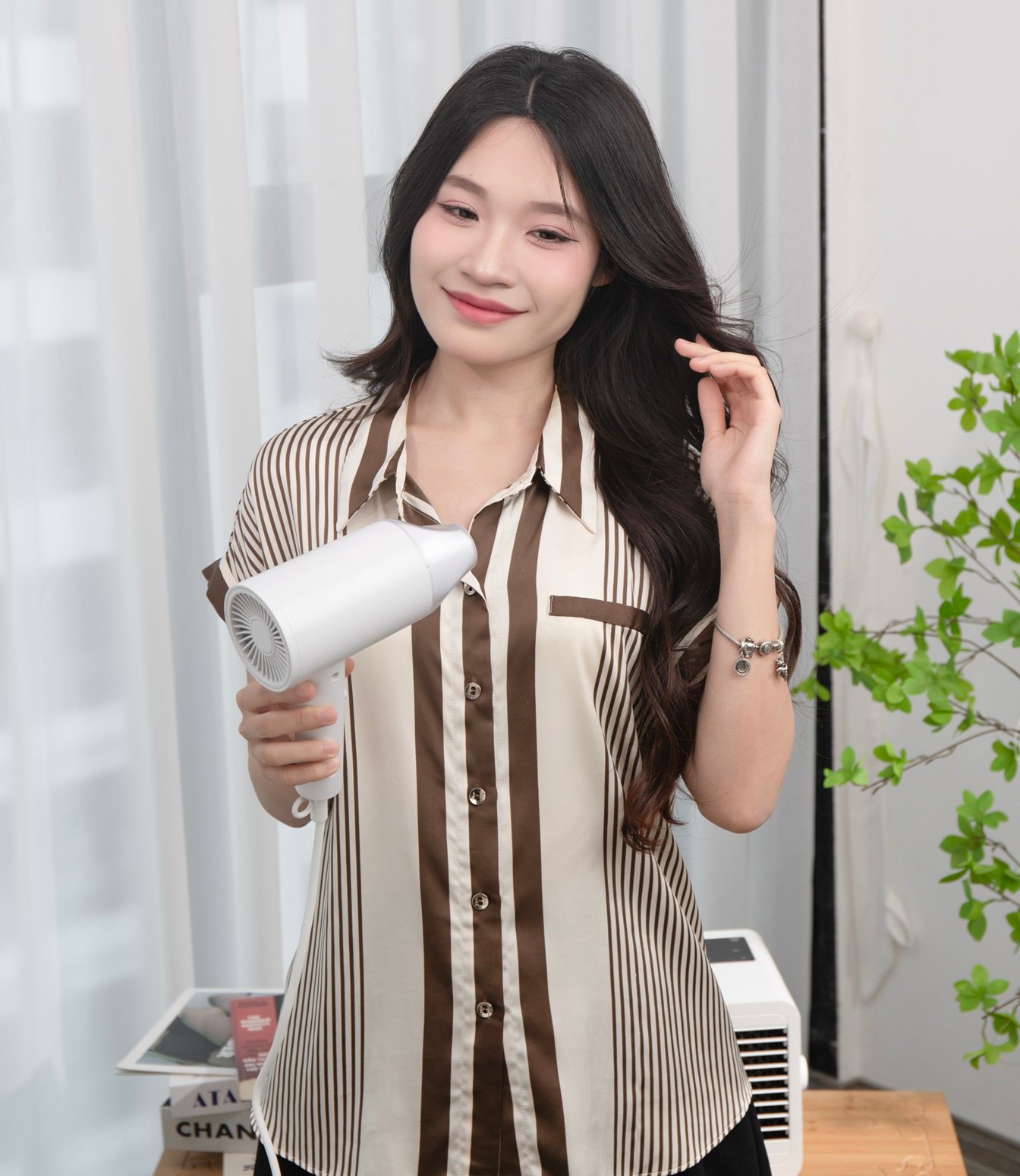 Máy sấy tóc ion âm miLife A1P