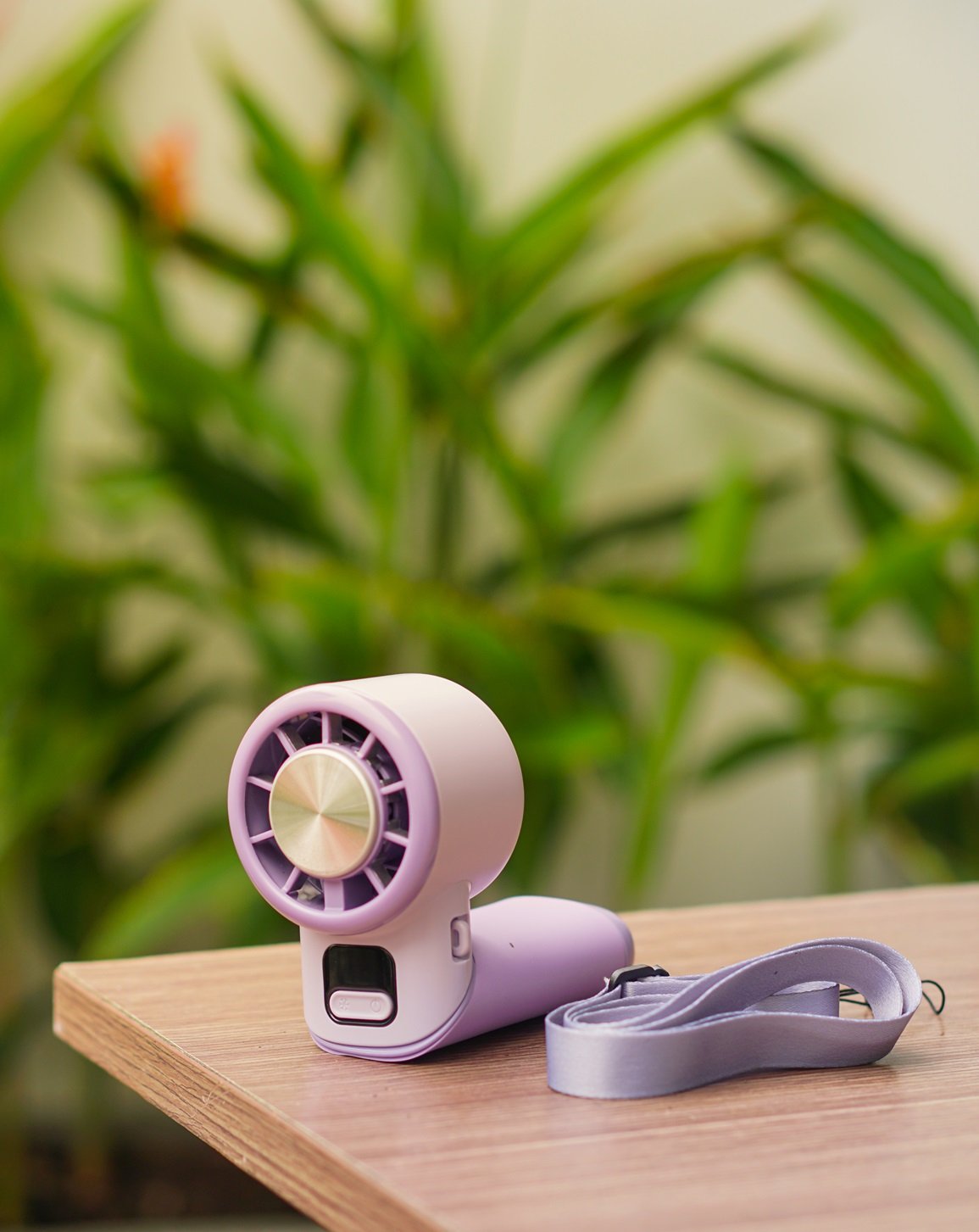 Quạt cầm tay tích điện miLife F10