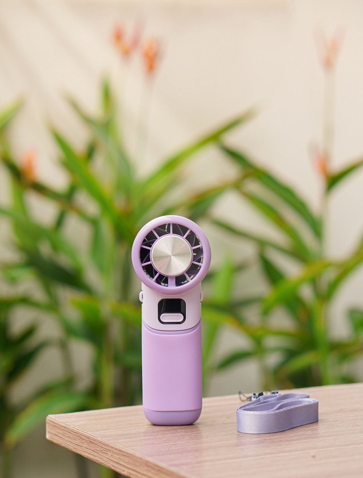 Quạt cầm tay tích điện miLife F10