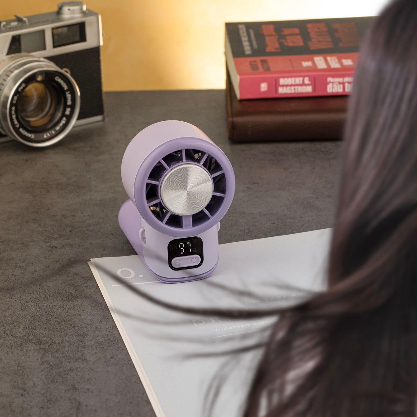 Quạt cầm tay tích điện miLife F10